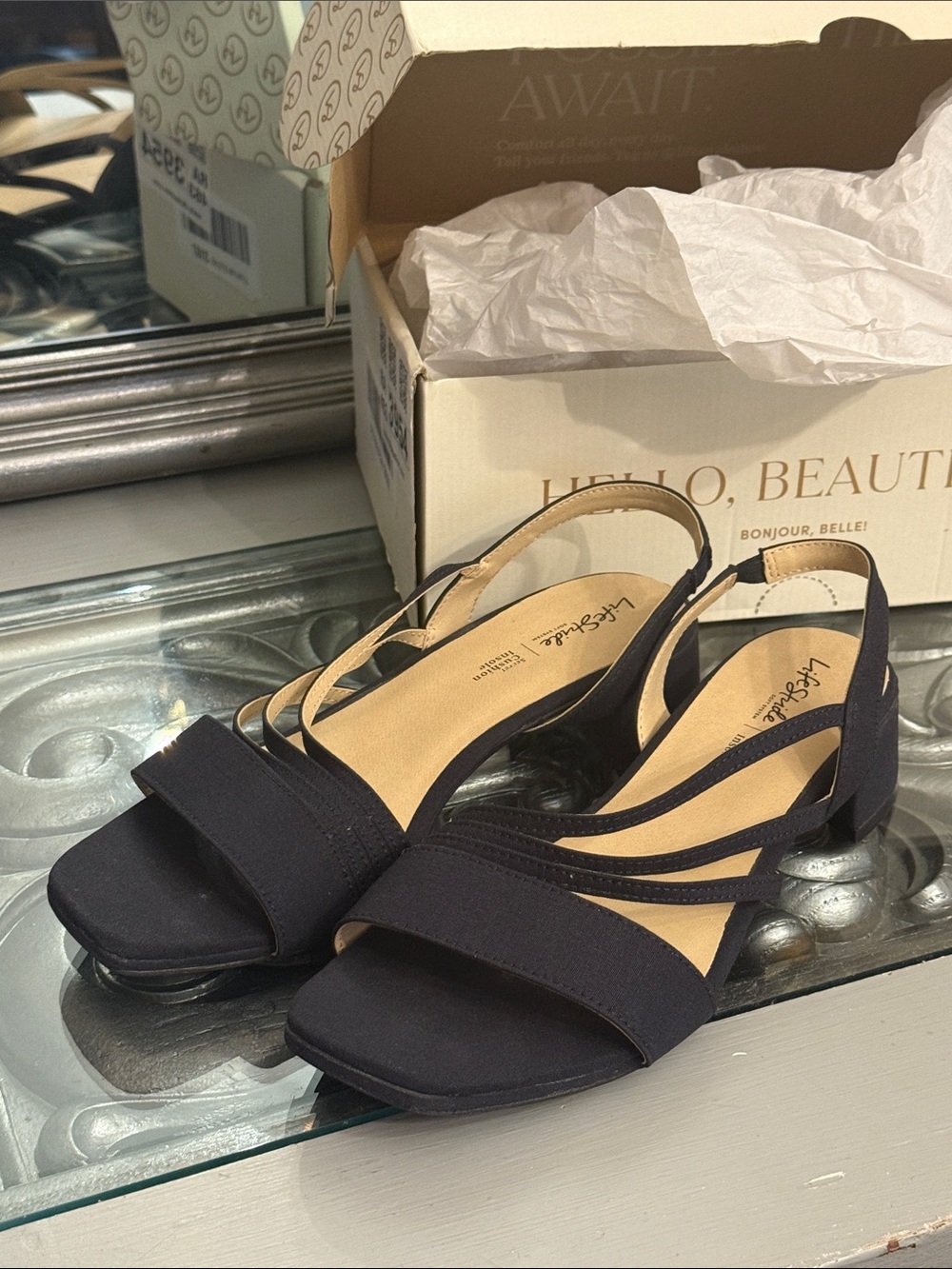 Life Stride 8.5 Joy 2 Lux Navy Strappy Low Block Heel Sandals - Picture 7 of 12